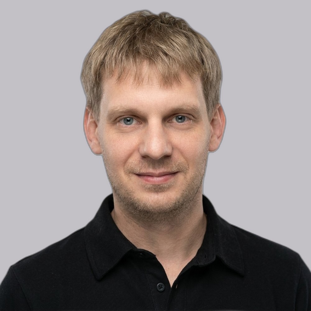 Середин Евгений Васильевич — Врач-стоматолог-хирург, имплантолог